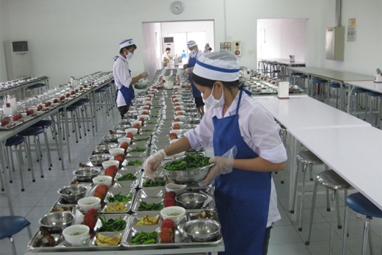 vệ sinh an toàn thực phẩm trong trường mầm non